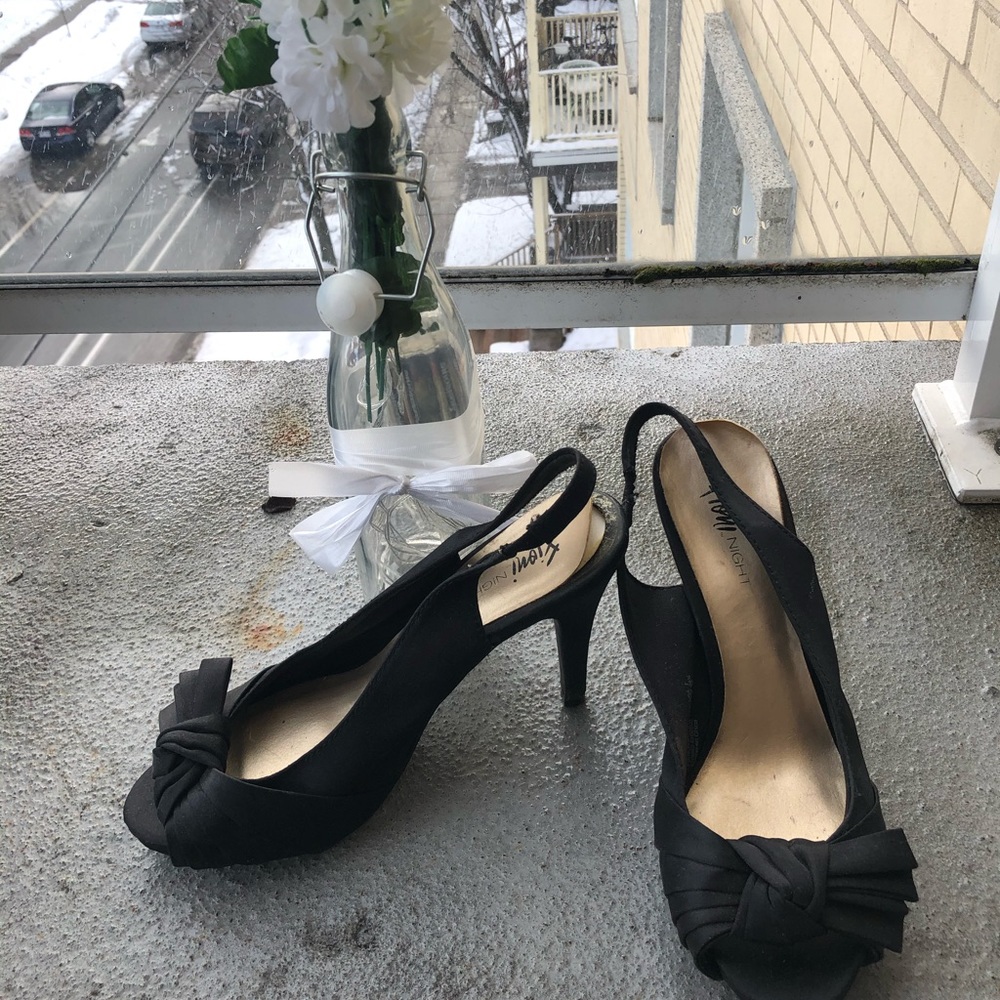 Cute black heels